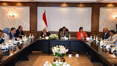 وزير الشباب والرياضة يبحث الاحتفال باليوم العالمي للدراجات ٣ يونيو المقبل