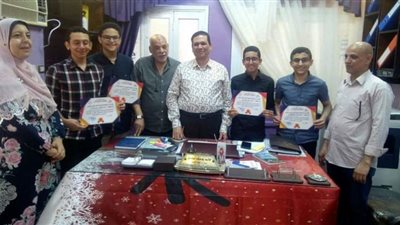 تعليم طهطا تكرم الطلاب الفائزين فى المسابقة الدولية للعلوم الابتكارات الهندسية