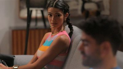 تارا عماد تخطط لخاينة زوجها في ستات بيت المعادي