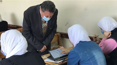 نسبة الدخول ١٠٠٪ على منصة امتحانات طلاب الأول الثانوي بالبحيرة