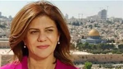 نجوم الفن يودعون الصحفية شيرين أبو عاقلة