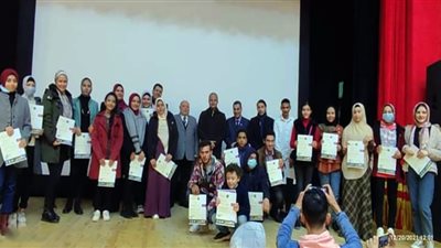 تكريم الطلبة الفائزين بمسابقة مبدعى المستقبل فى المجالات الأدبية في البحيرة