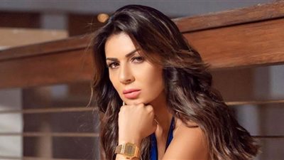 شاهد.. نجلاء بدر تعتمد صيحة الـ كب في أحدث جلسة تصوير