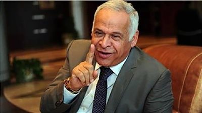 فرج عامر يواصل إثارة الجدل حول إعادة مباراة مصر والسنغال