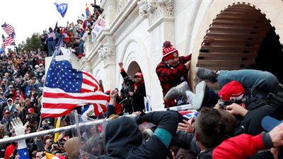 حصاد 2021| الصفيح الأمريكي الساخن.. اقتحام أنصار ترامب مبنى الكابيتول في واشنطن