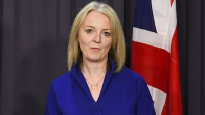 وزيرة خارجية بريطانيا: يحزنني سماع نبأ مصرع الصحفية شيرين أبو عاقلة