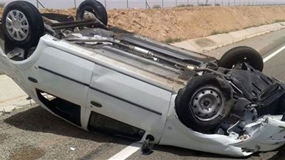 إصابة 4 أشخاص في انقلاب سيارة ملاكي بالصحراوي الغربي ببني سويف