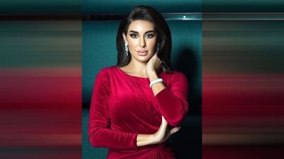 ياسمين صبري بإطلالة محتشمة بالحجاب (صور)