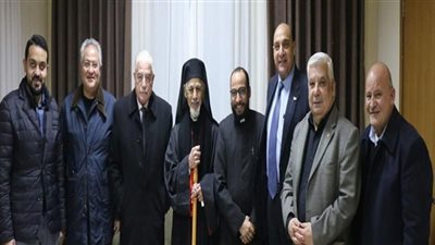 محافظ جنوب سيناء يهنئ الكاثوليك بعيد الميلاد ويزور كنيسة بازيليك العذراء