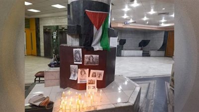 صور.. وقفة صامتة بالشموع داخل نقابة الصحفيين لإدانة اغتيال شيرين أبو عاقلة