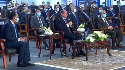 مصانع ومحاور وكباري.. مشروعات قومية ضخمة يفتتحها الرئيس السيسي بالصعيد
