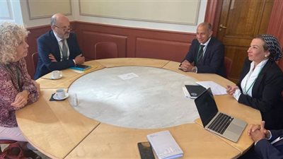 وزيرة البيئة تلتقي نظيرتها الألمانية والمبعوث الخاص لتدابير المناخ الدولية