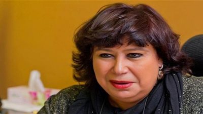 وزيرة الثقافة: تواصل الفعاليات الإبداعية بالمناطق السياحية يروج للحضارة المصرية