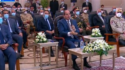 فيديو.. السيسي: المشروعات القومية تضاهي قيمة السد العالي