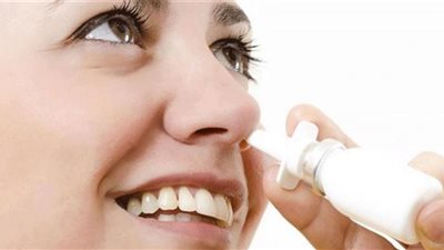 مركز طبي أمريكي يعلن تصميم رذاذ أنفي جديد للوقاية والعلاج من كورونا