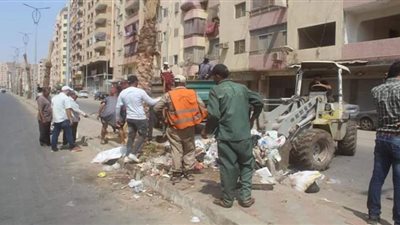 فتح شارع القصاصين بالكوم الأخضر بعد رفع 400 طن مخلفات ورتش