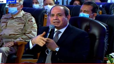 السيسي يوجه باستبدال عدادات الكهرباء العادية بأخرى مسبقة الدفع في قرى حياة كريمة