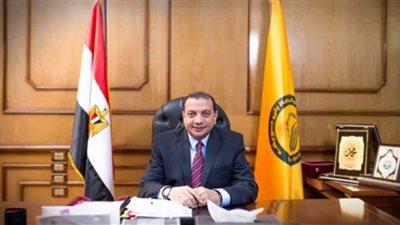 رئيس جامعة بني سويف يستقبل وفدالإتحاد المصري للريشة الطائرة