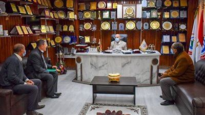 صحة الشرقية تناقش تشغيل مستشفيات طوارئ فاقوس وكبد ههيا