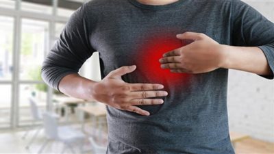 الفرق بين النوبة القلبية والحموضة المعوية (تفاصيل)