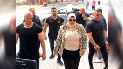 بعد خروجها بكفالة.. القصة الكاملة لمُدرسة الأحيـــاء والبودي جاردات