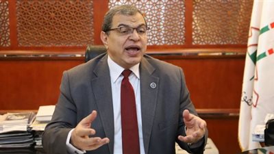 القوى العاملة: تعيين 2900 شاب منهم 52 