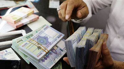 لبنان: ارتفاع ملحوظ بأسعار البنزين وتراجع طفيف بالمازوت