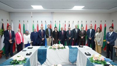 وفد من جامعة ساوثهامبتون يزور كلية الطب بفرع الأكاديمية العربية بالعلمين الجديدة