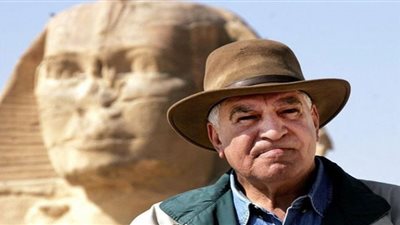 خاص| زاهي حواس يكشف حقيقة الصور المنتشره عن أبو الهول
