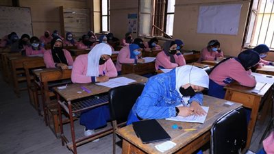 إتاحة الكتابة في ورقة المفاهيم بامتحانات الثانوية