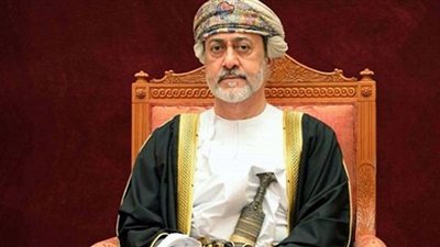 سُّلطان عُمان يُهنئ الرئيس الصومالي الجديد على انتخابه