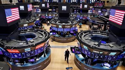 الأسهم الامريكية تفتح ترتفع مع تراجع مخاطر أوميكرون