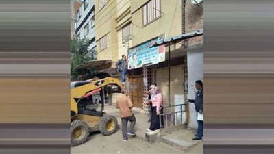 إزالة 450 لافتة إعلانية مخالفة في دمياط