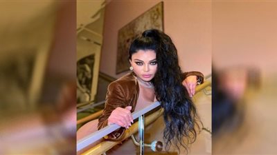 هيفاء وهبي تخطف الأنظار في أحدث ظهور لها (صور)