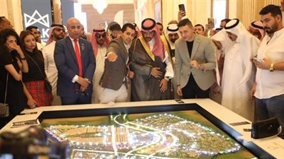 المصريون بالخارج يشاركون في المعرض الرسمي للعاصمة الإدارية.. صور