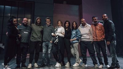 كواليس مسرحية 