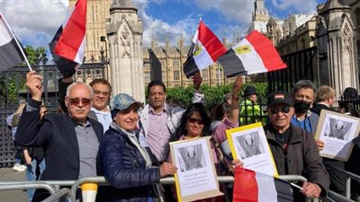 بالصور .. المصريون في بريطانيا يرحبون بمفتي الديار المصرية وننشر كلمته داخل البرلمان البريطاني