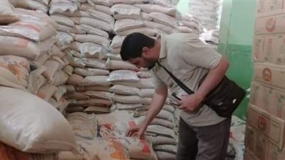 تحرير 10 محاضر في حملة مراقبة الأغذية ببني سويف