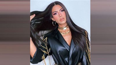 ببدلة هوت شورت وبيجاما.. هدى المفتي تتألق بأزياء 