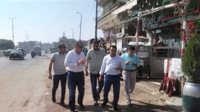 محافظ الشرقية يُفاجئ مدينة بلبيس لمتابعة أعمال النظافة والتجميل