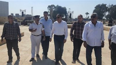 محافظ الشرقية يتفقد منطقة 