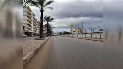 انتظام حركة المرور في الطرق والمحاور الرئيسية بالبحيرة