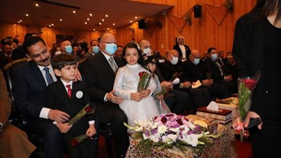 محافظ القاهرة : تطوير العملية التعليمية على رأس أولويات الرئيس السيسي