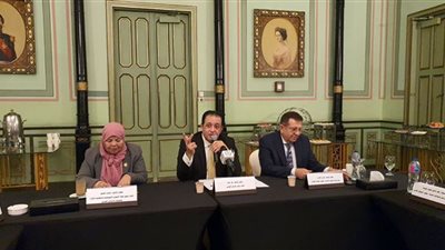 بالصور.. علاء عابد يختتم برنامج مركز الدبلوماسية العربية بالبرلمان العربي