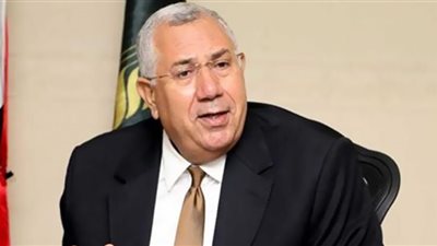 وزير الزراعة: نسبة فاقد القمح قبل الصوامع الجديدة كانت تصل لـ15‎%‎.. ونستقبل 150 ألف طن يوميا