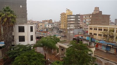 أمطار غزيرة على البحيرة منذ الصباح الباكر