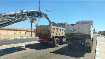 بدء انشاء ممشى بشارع الاذاعة ودعمه بعربات الطعام المتنقلة براس غارب