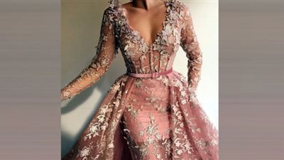 منها الكورسيه.. فساتين تتصدر موضة 2021 وتستكمل معنا في 2022