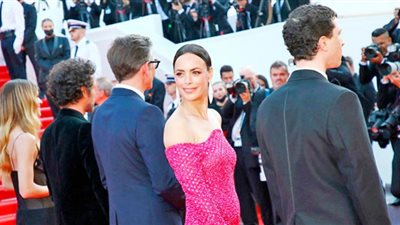 حنان أبوالضياء تكتب افتتاح «مهرجان كان» مع الرئيس الأوكرانى و«الزومبى».. بطعم التمرد