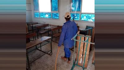 تطهير وتعقيم المدارس ودور العبادة والأماكن الحيوية بالشرقية